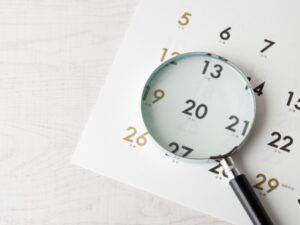 リシン外壁の塗装時期を考えるサイン